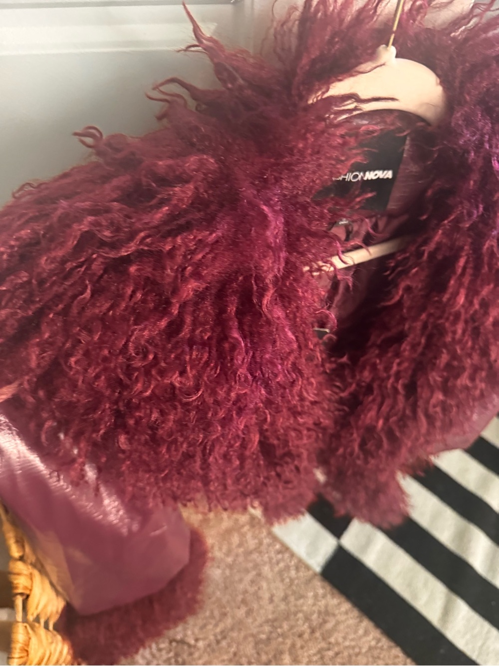 Fashion Nova Women's Faux Fur Teddy Jacket in Burgundy Plum